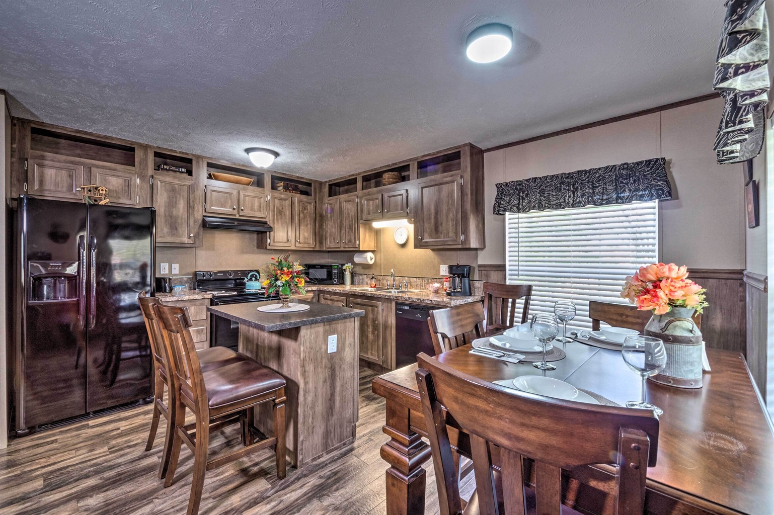 Kitchen | Fully Equipped