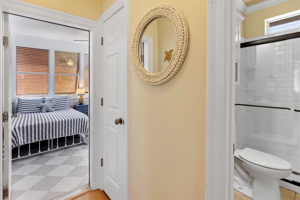 5th Bedroom (2nd Floor)