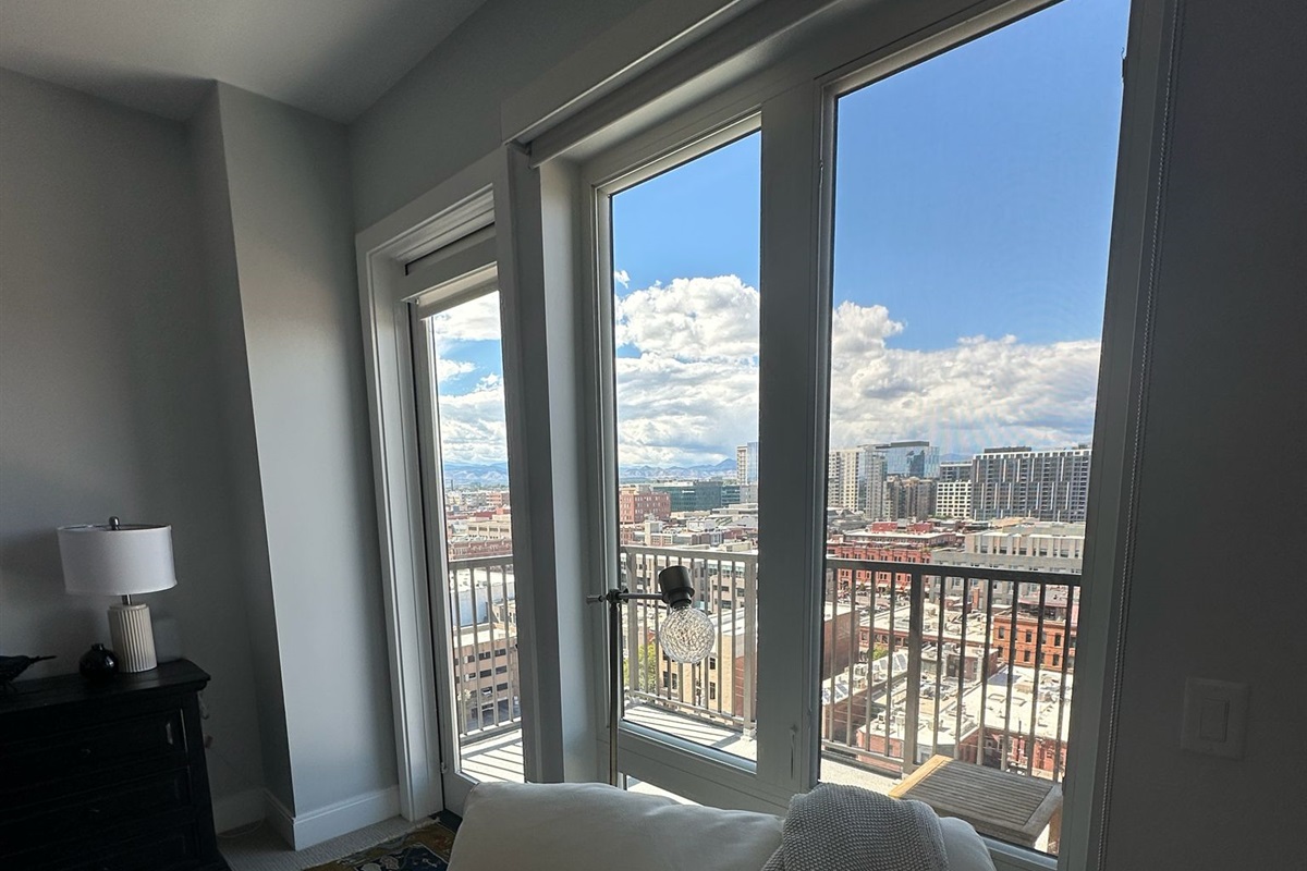 City and Mountain View