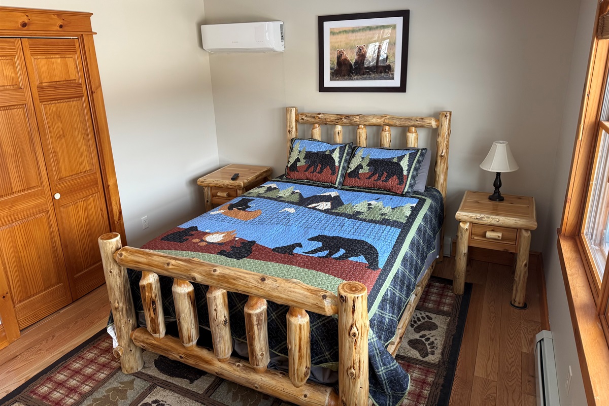 Top Floor Queen - Over looking the river