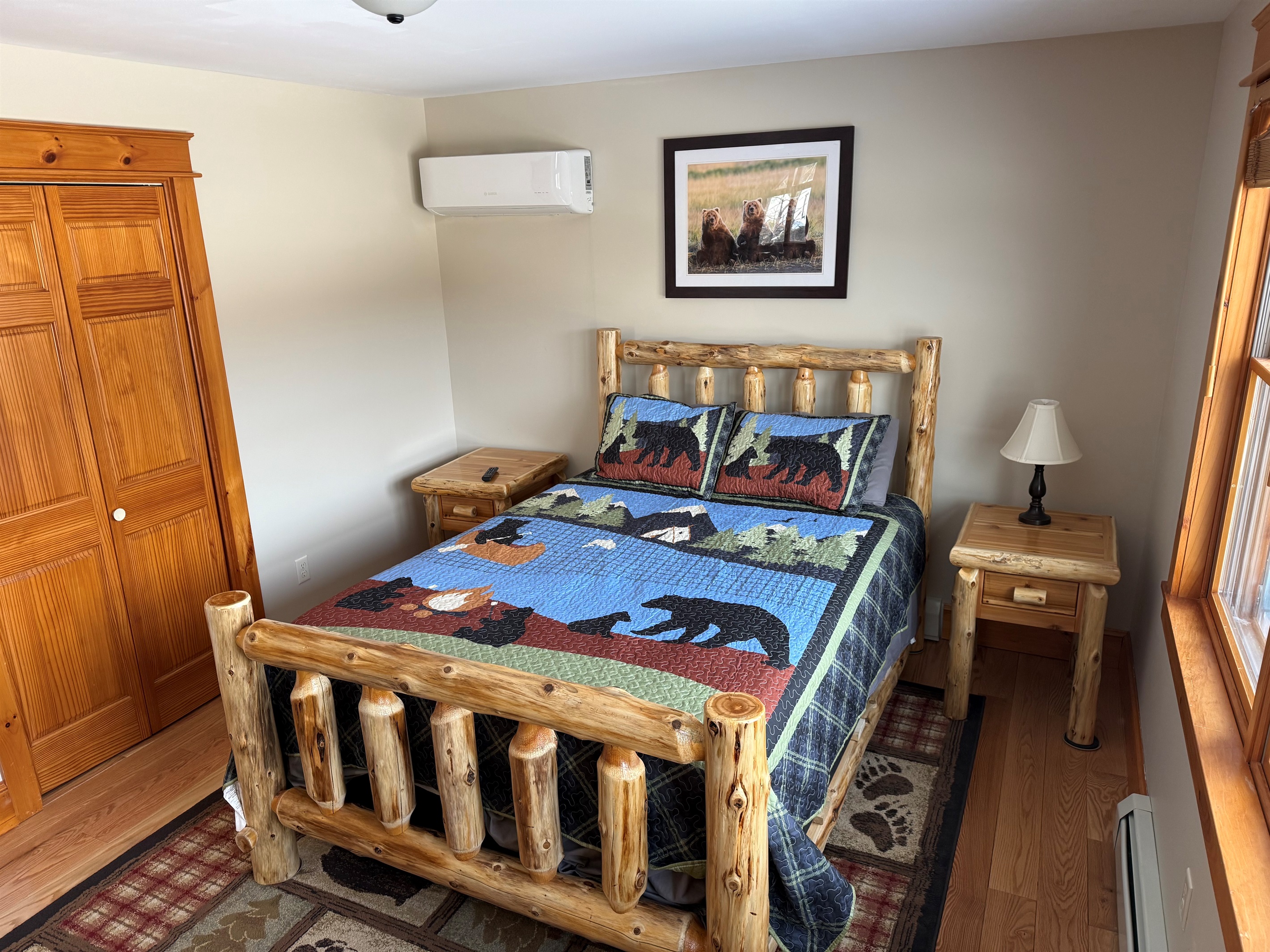 Top Floor Queen - Over looking the river