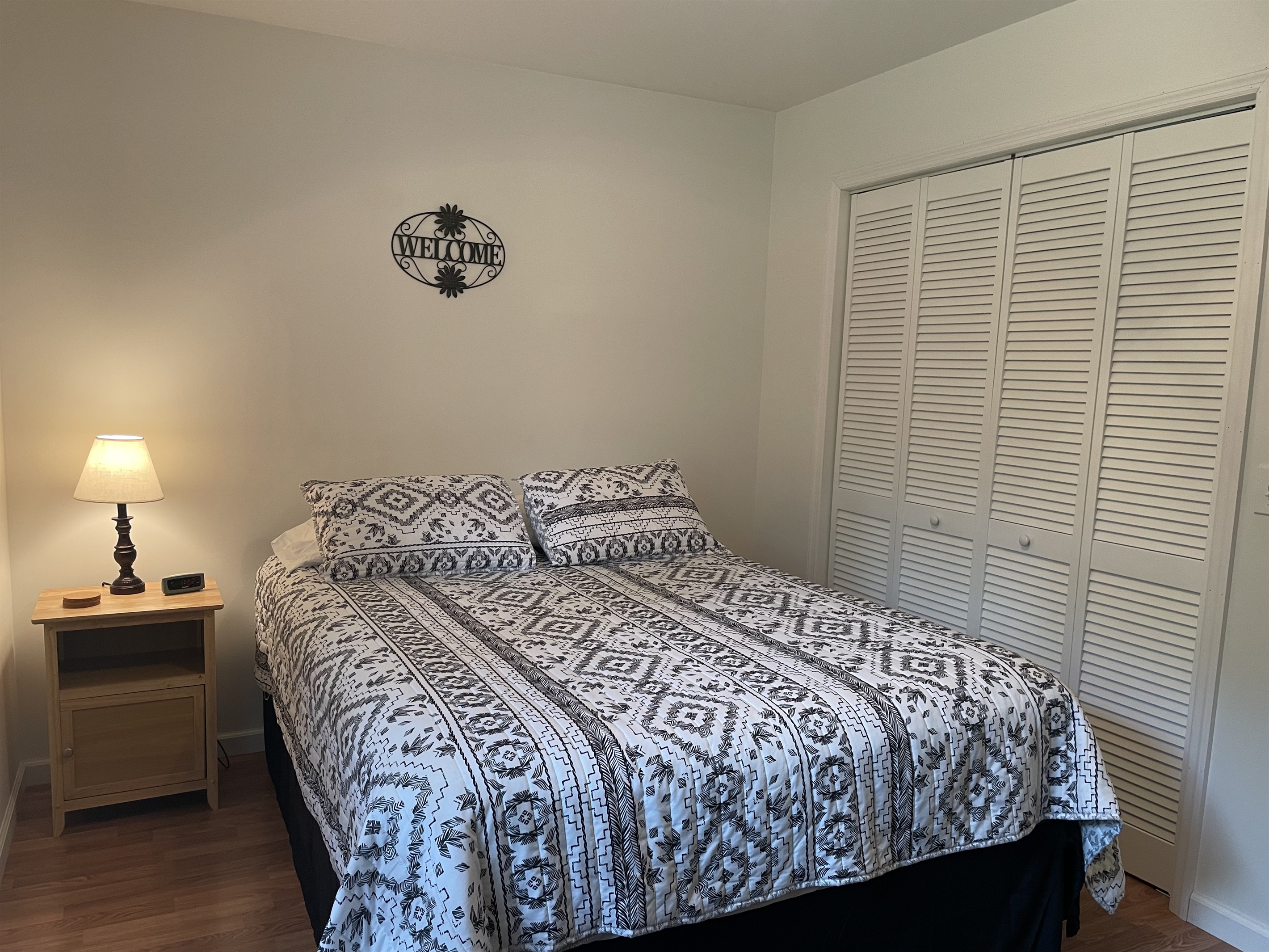 Queen bedroom #2