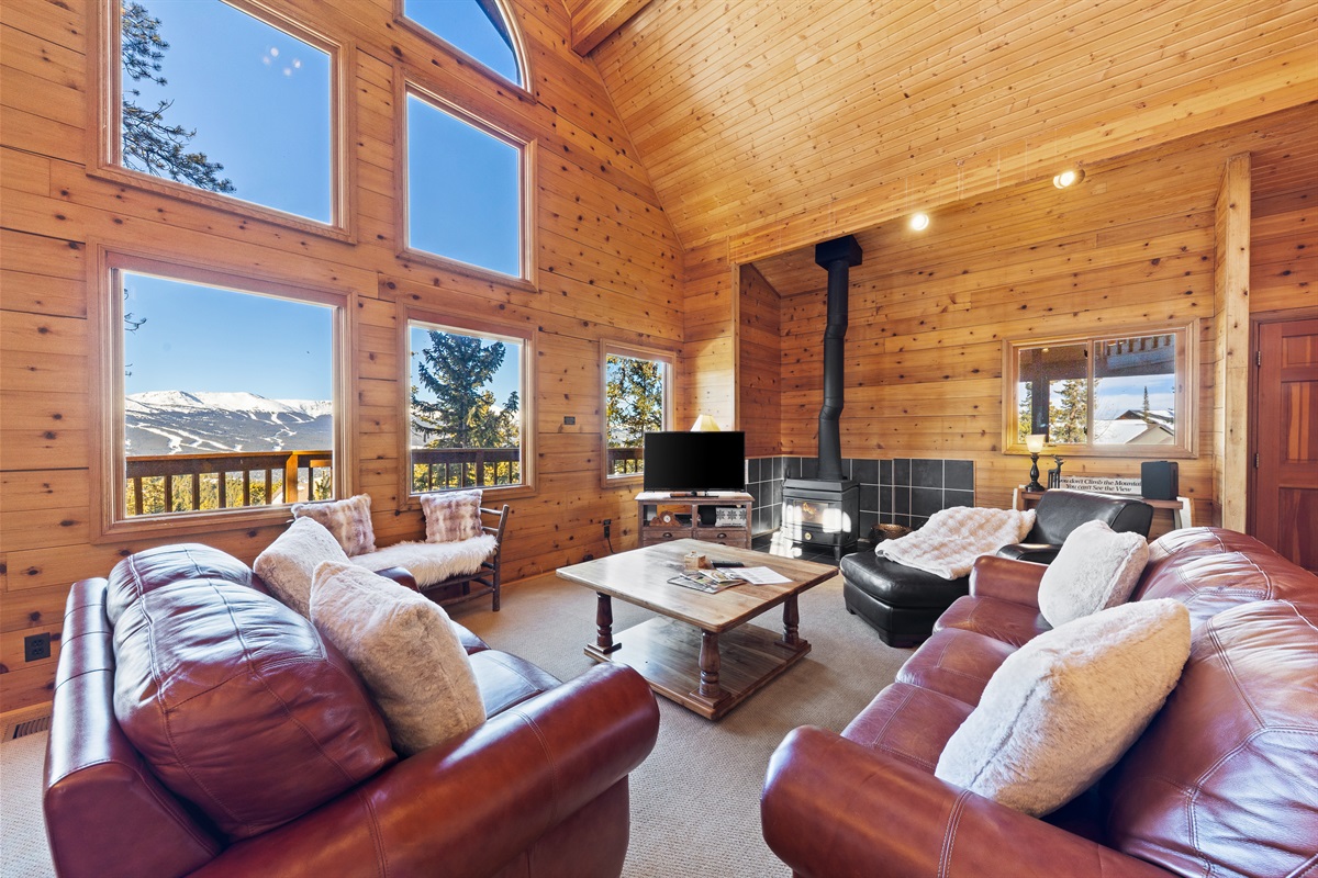 Main living area with big mountain views