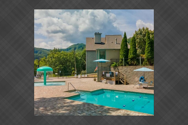 3rd resort pool free to guests.