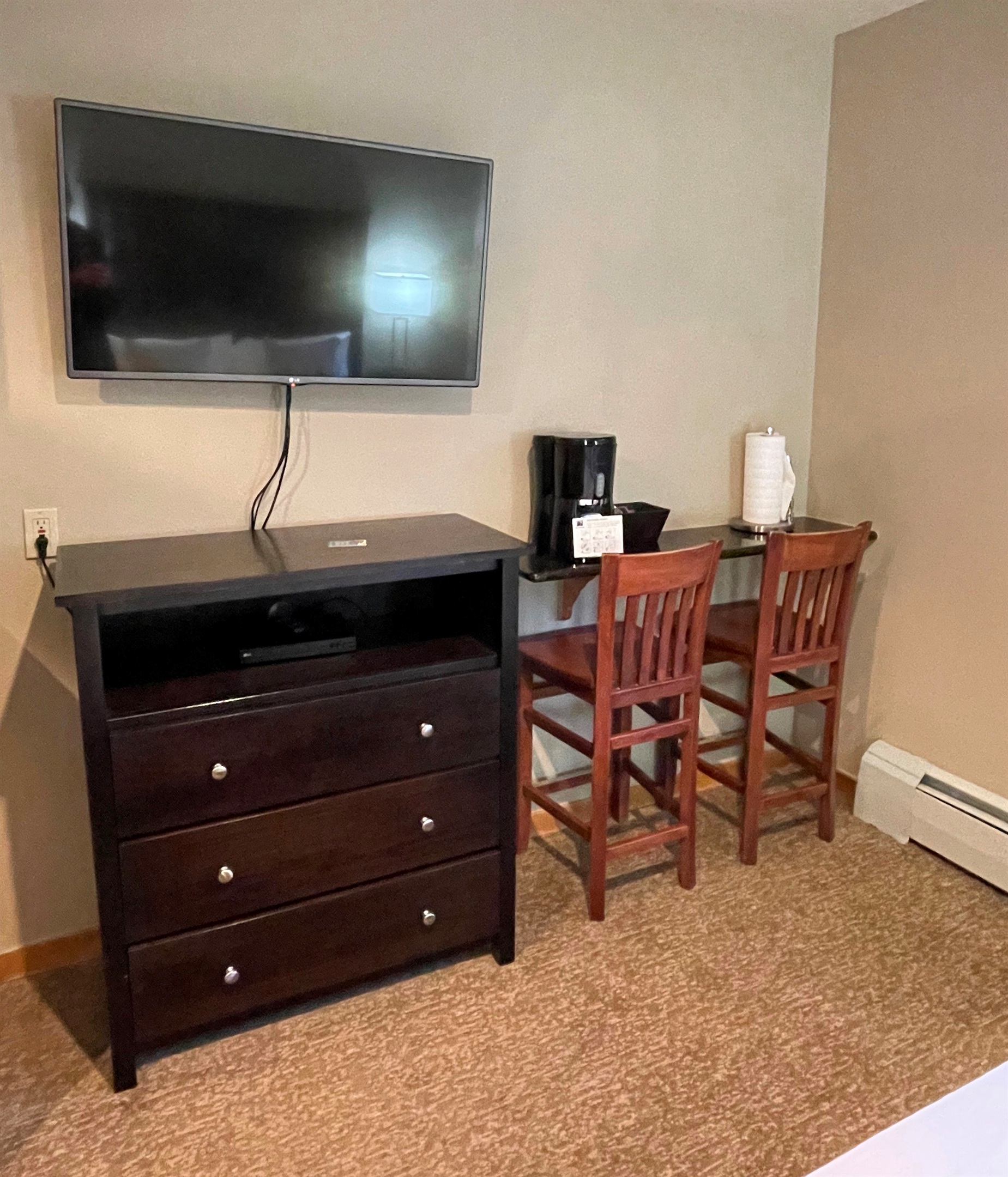 Lock-off studio 2nd bedroom 