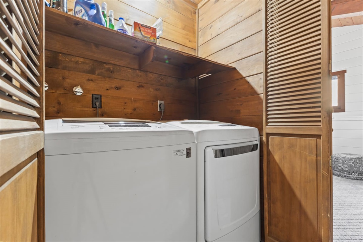 Lower Level Washer/Dryer