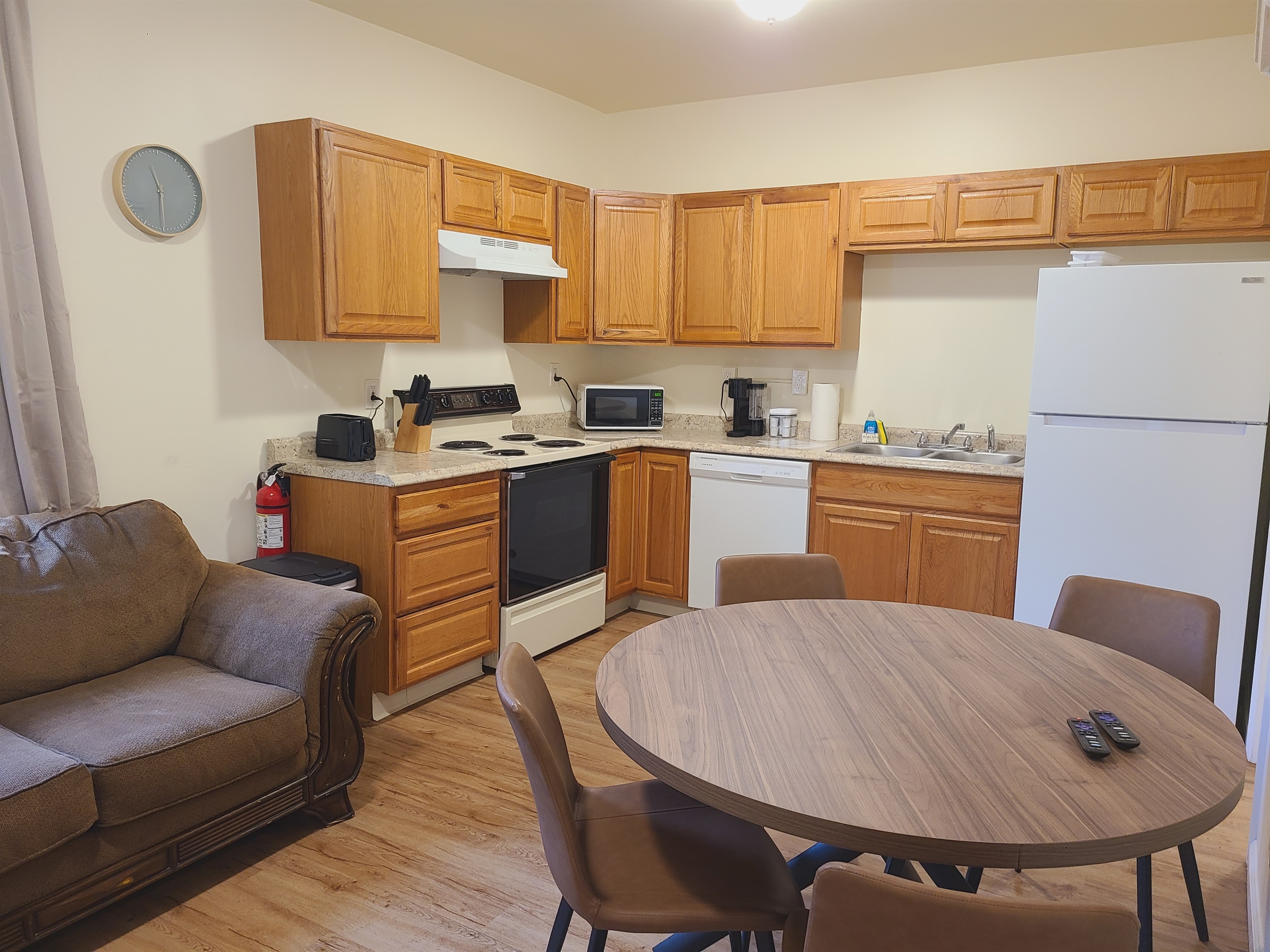 Eat-in Kitchen/living area