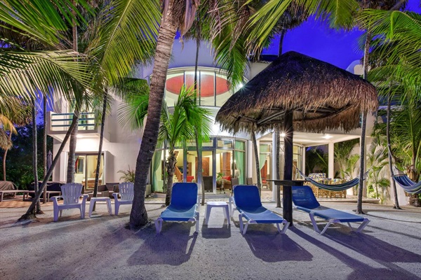 Outdoor Lounge Area