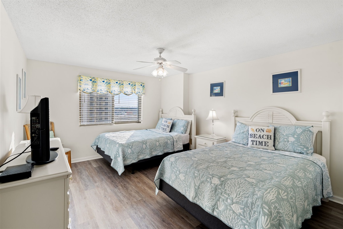 2nd Bedroom With 2 Queen Beds