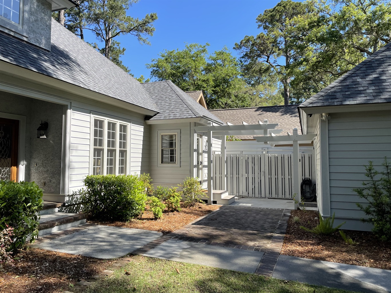 Breezeway between house and garage
