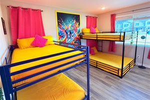 two queen beds + two full beds