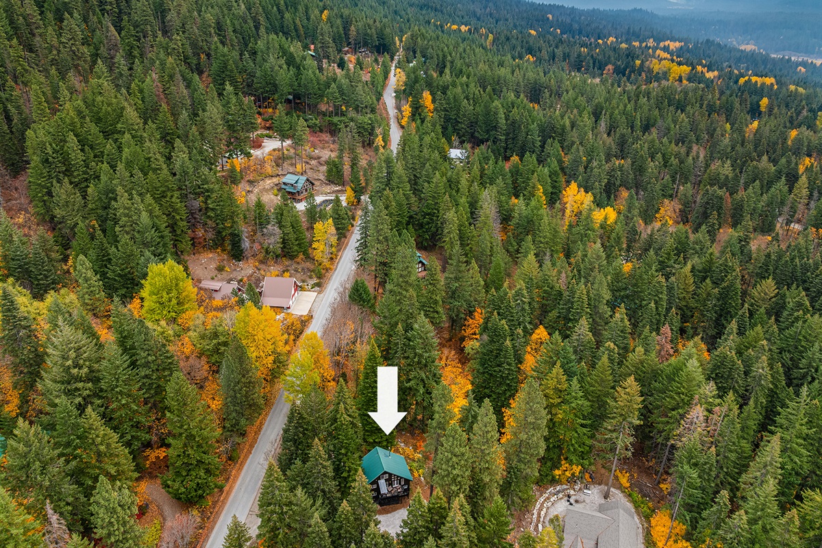 Whispering Pines neighborhood