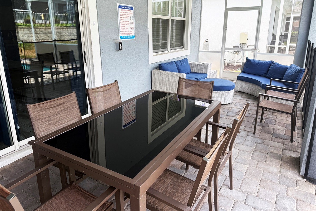 Plenty Of Seating Under Covered Lanai