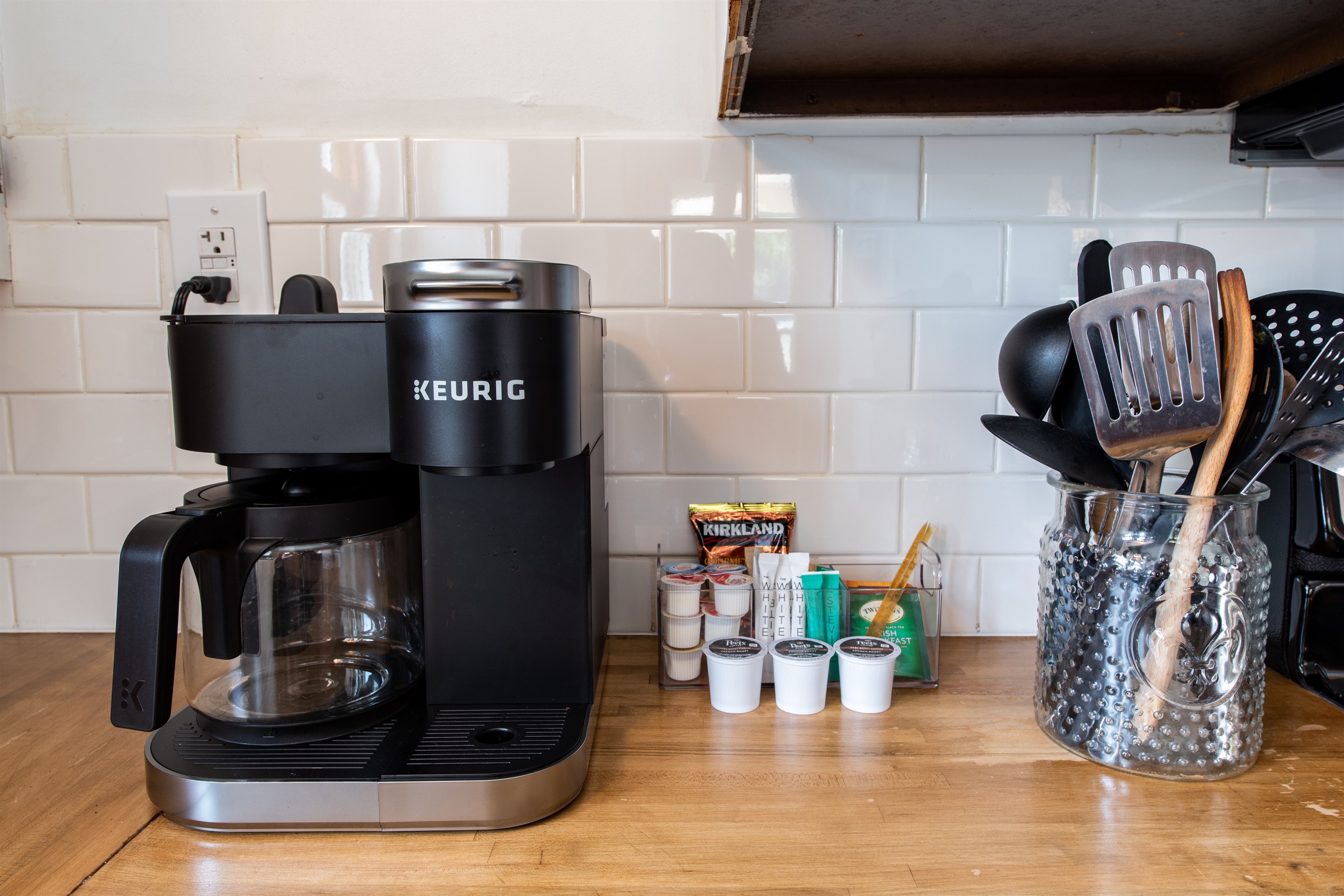 Keurig Duo with starter coffee provided.