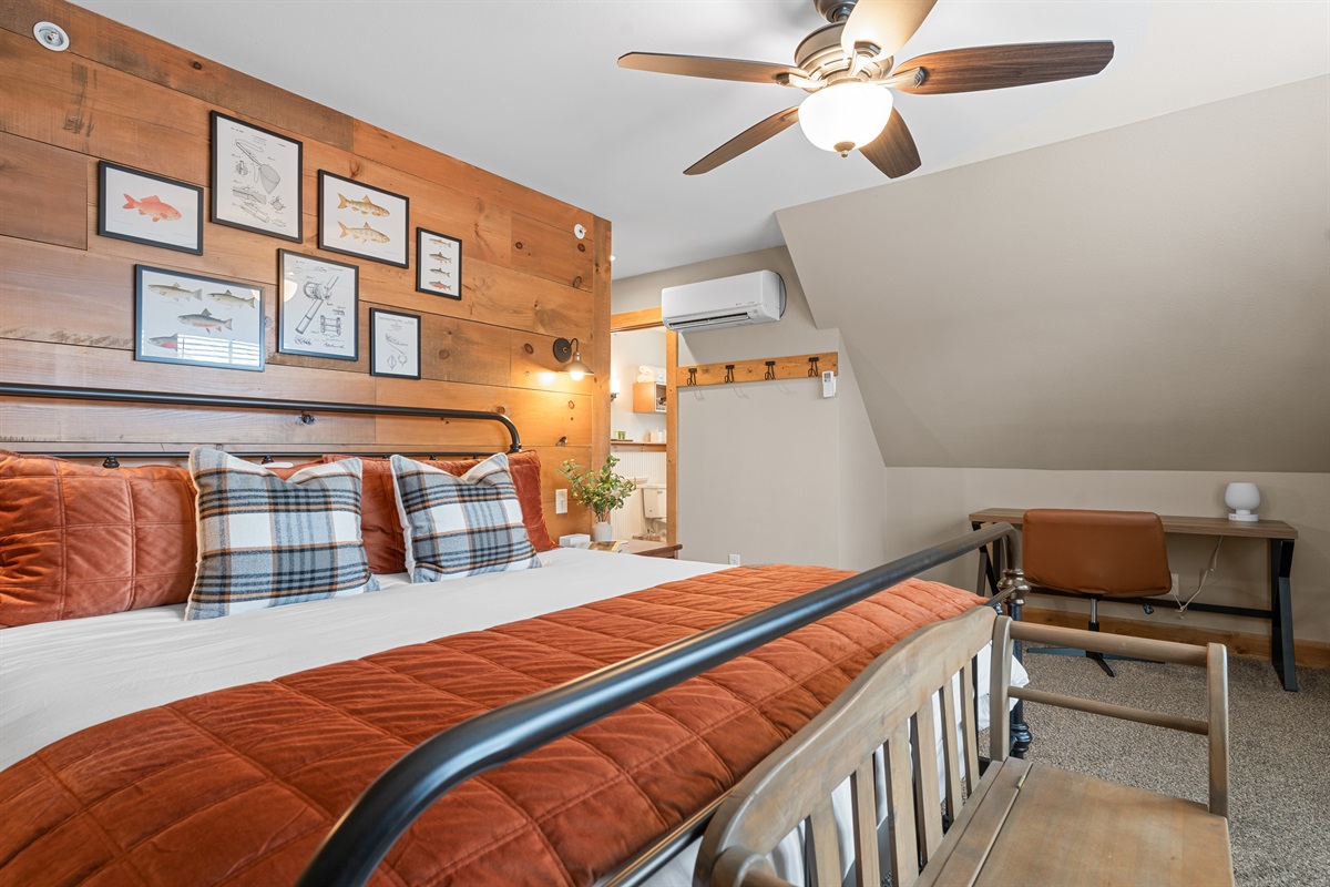 Upstairs King with Dedicated Workspace