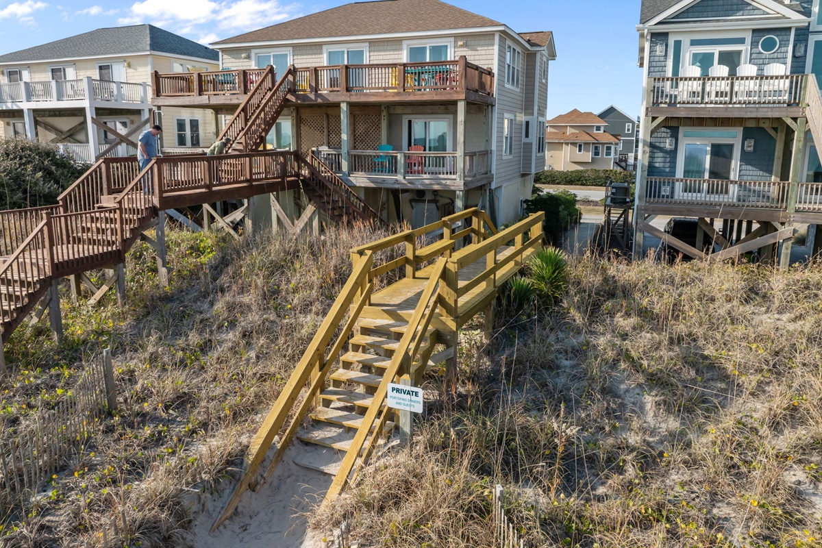 Easy, direct walkway to the beach