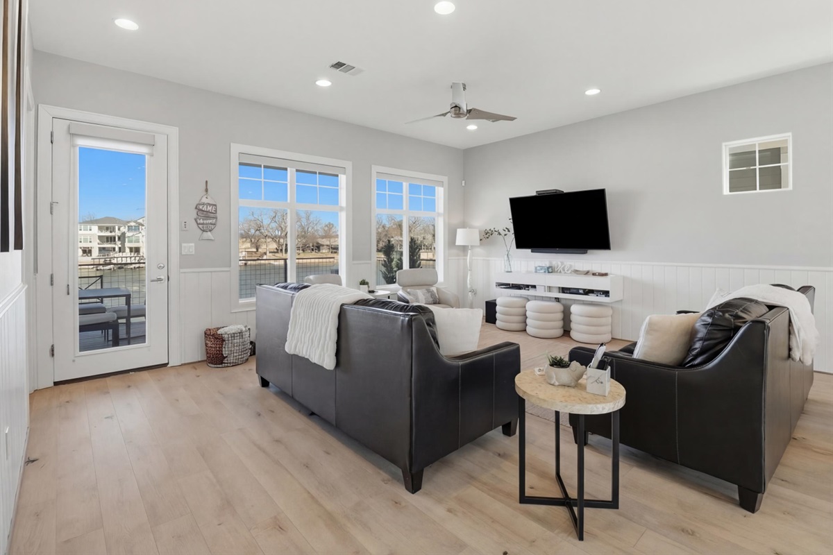 Family room overlooking the open water