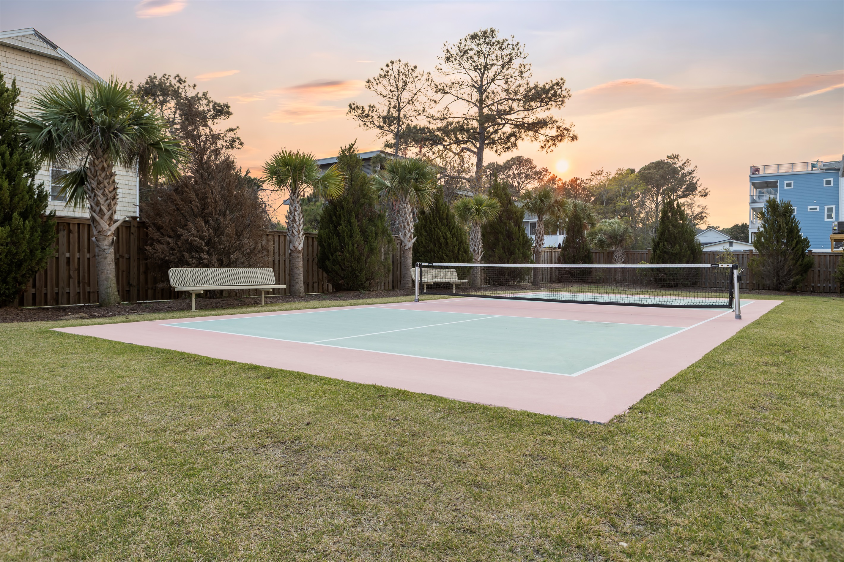 Communal Pickle Ball Courts