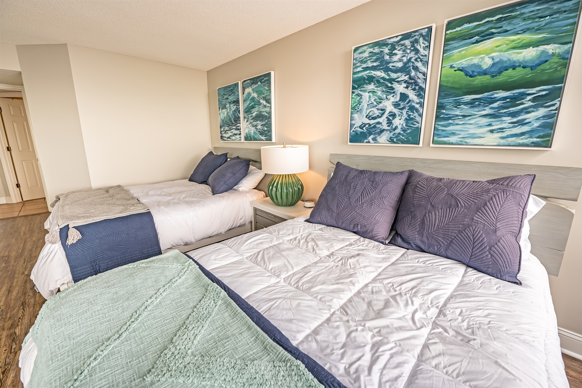 Room with Stunning Views🌊☀️