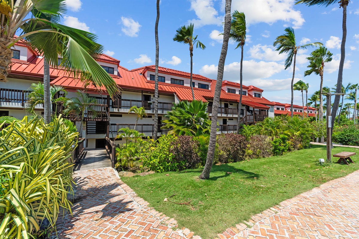 Building A at Sapphire Beach Resort