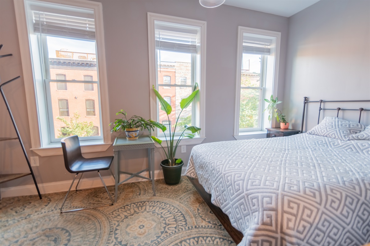 Queen bed