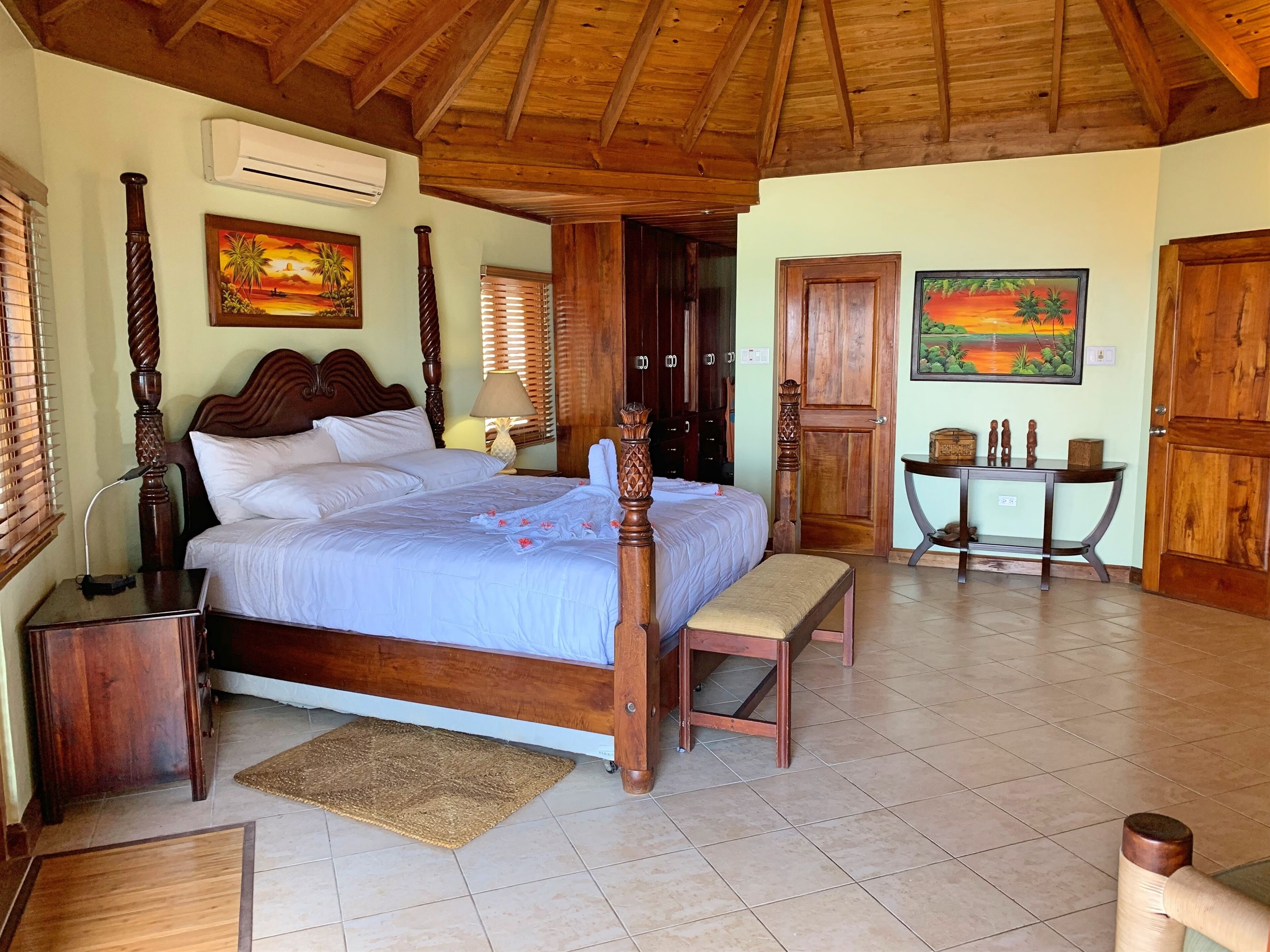 Ocean View Master Bedroom: Sweet Dreams