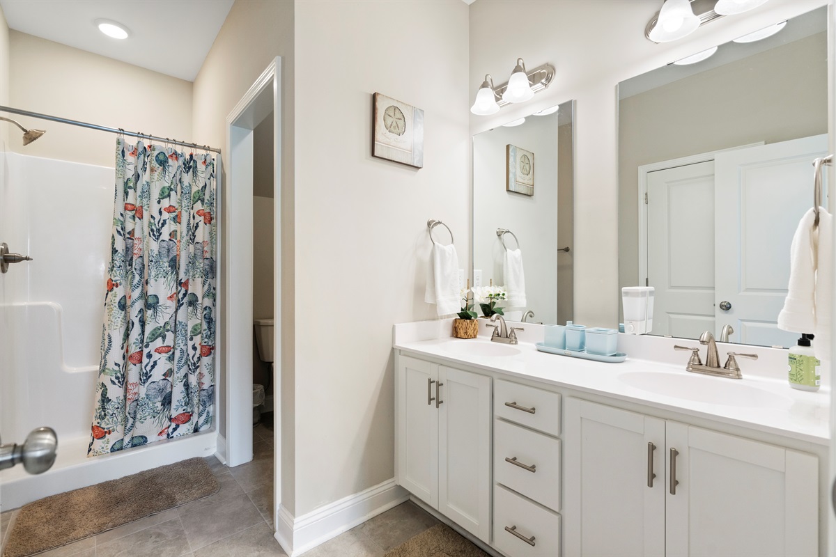 Main Bathroom