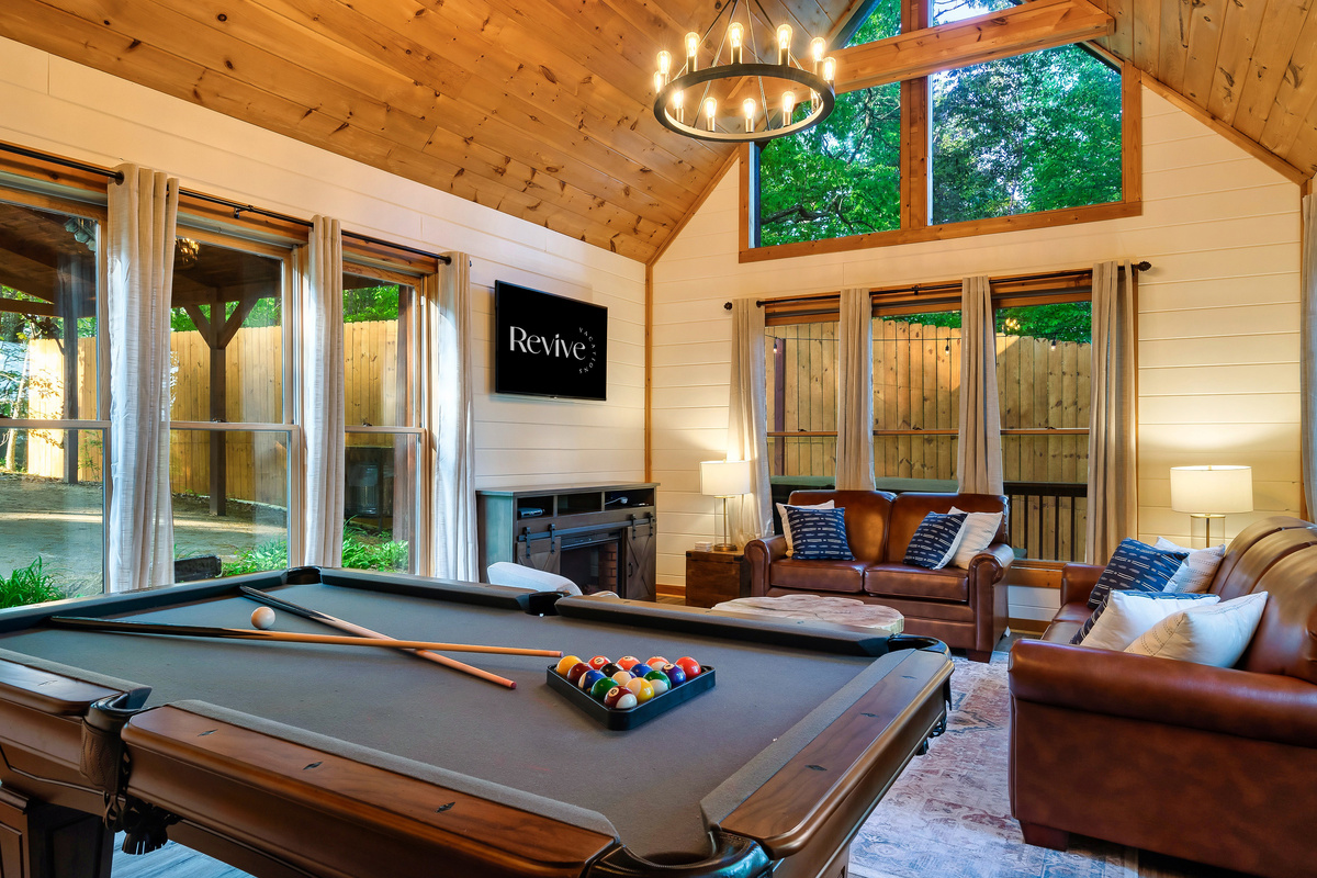 Entertainment and games for guests of all ages.