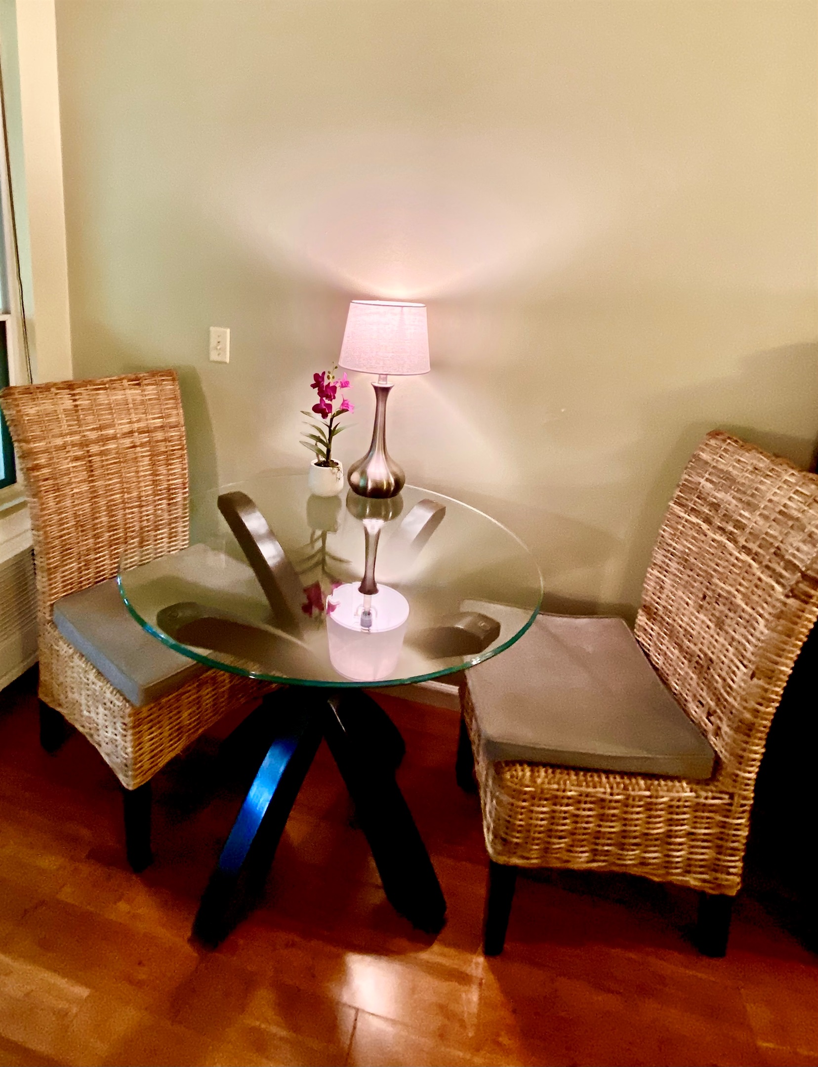 Bedroom 2 Dining Area