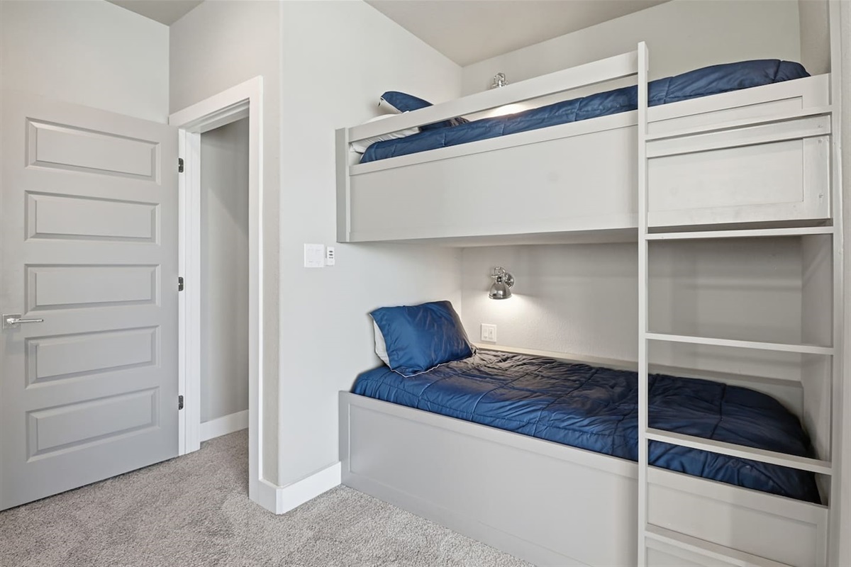 Bedroom 4 Bunks (upper level)