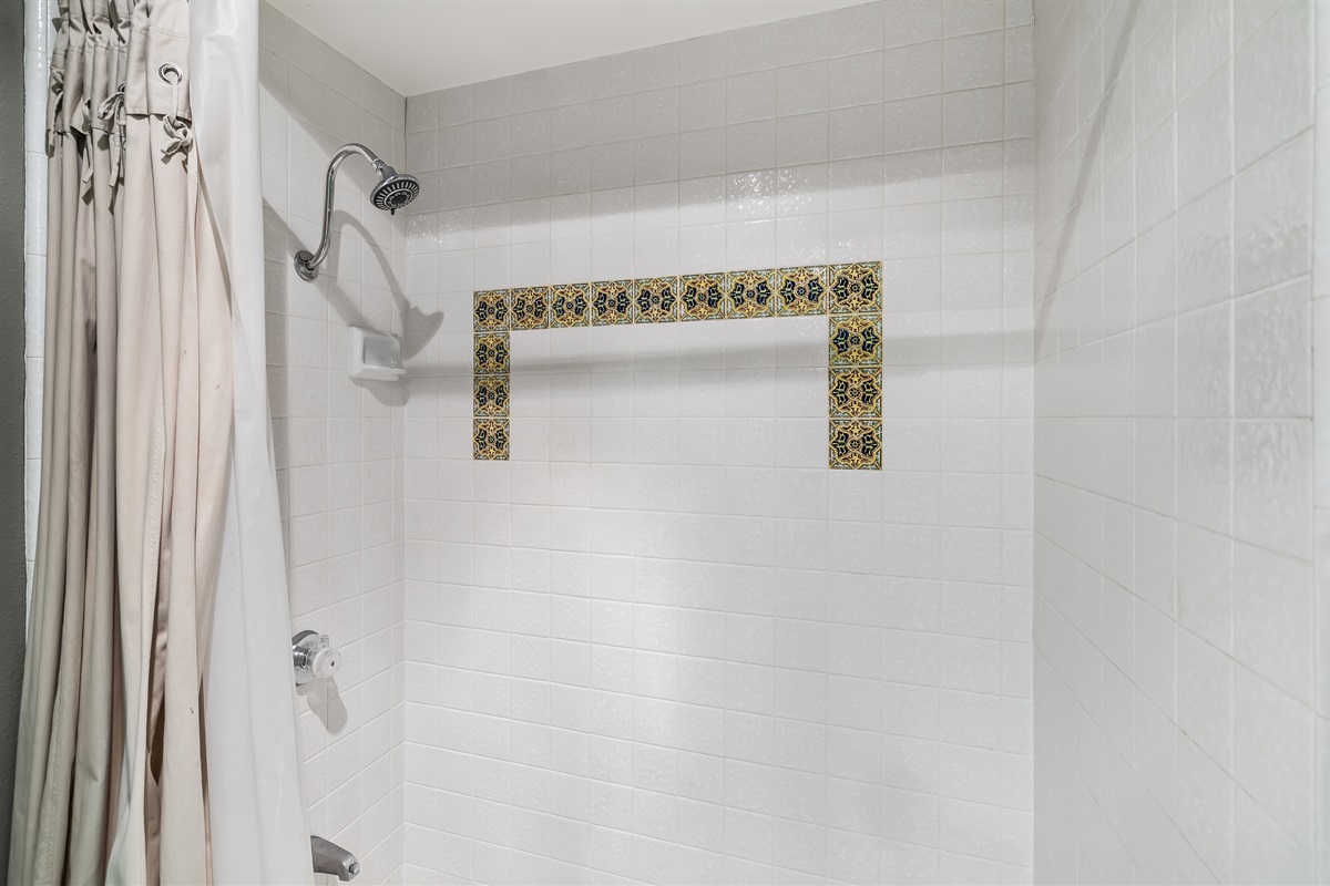 ensuite shower