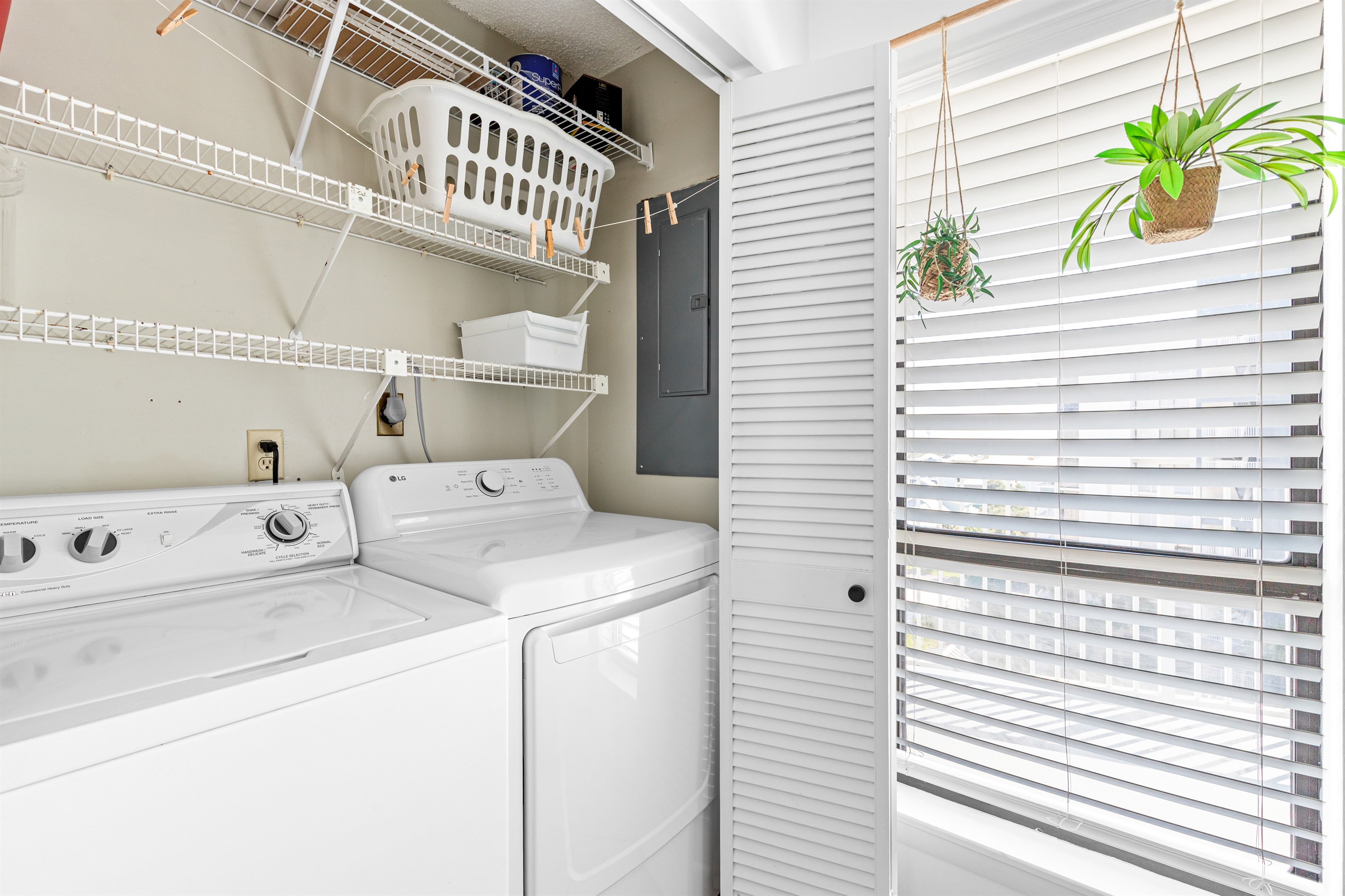 Washer & Dryer