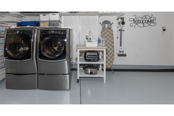 Shared garage with washer and dryer access