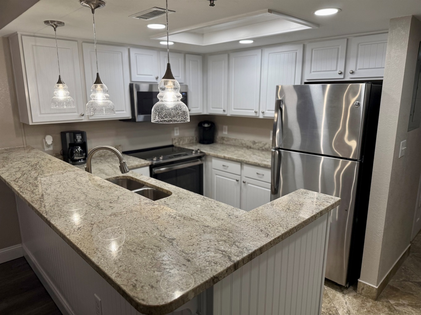 The full kitchen has everything you need.