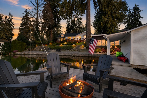 Little Leaf is part of Haven, a boutique waterfront estate with shared outdoor spaces and a peaceful, community-minded atmosphere. While your cottage is entirely private, portions of the nearly 1 acre estate may be enjoyed by the two other units. 