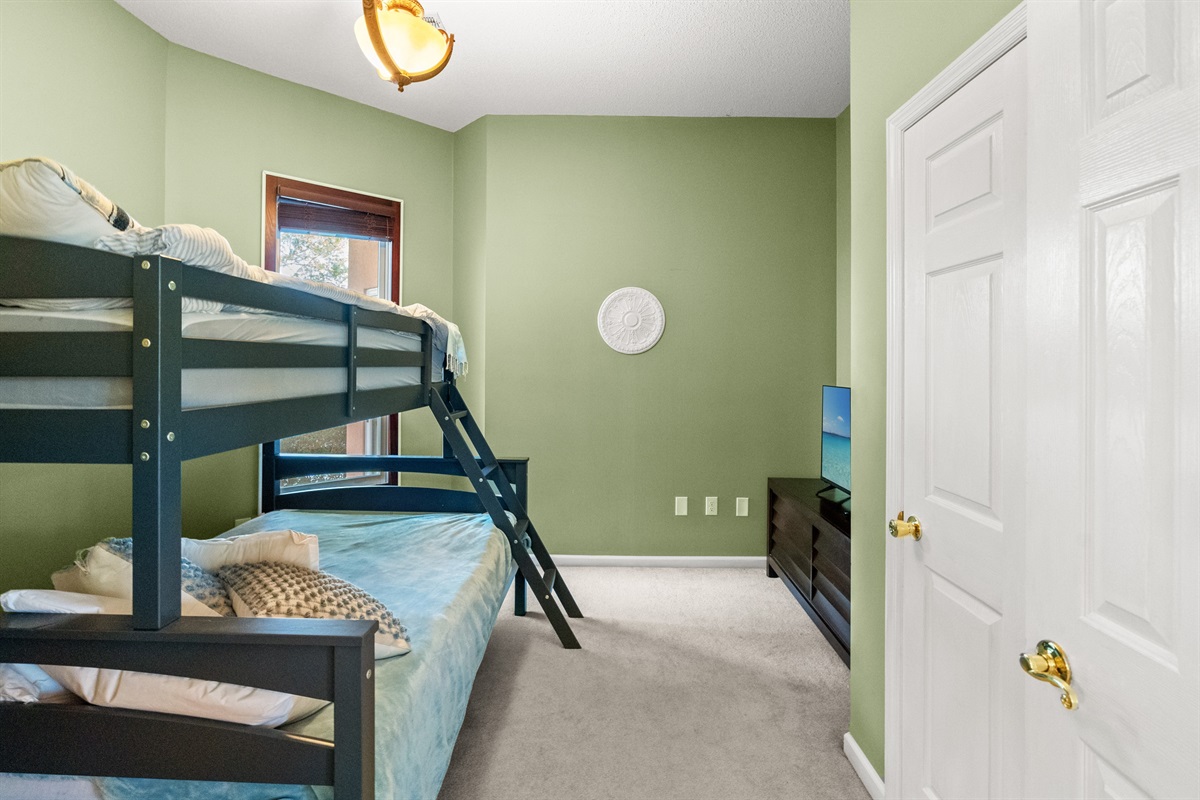 A double and a Twin in the 4th Bedroom