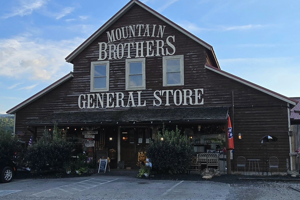On the peaceful side in Townsend - a brewery inside!