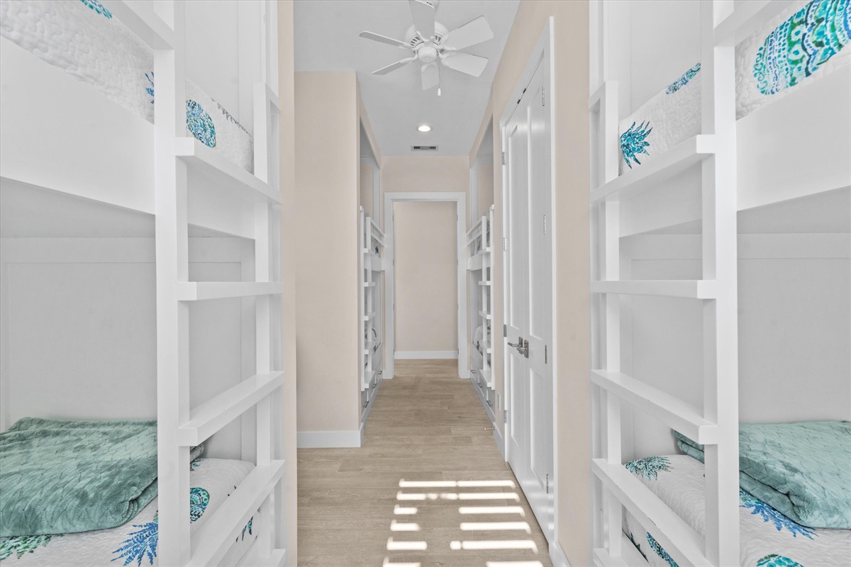 305adf685f7e49d09088331c4b058b20 Large | Beachhouse | Texas | TX | Vacation Homes | Galveston | Crystal Beach | Kokomo | Breezy Days | Beachfront Elegance | Sunrise Serenity | Southern Sands Property Management, LLC