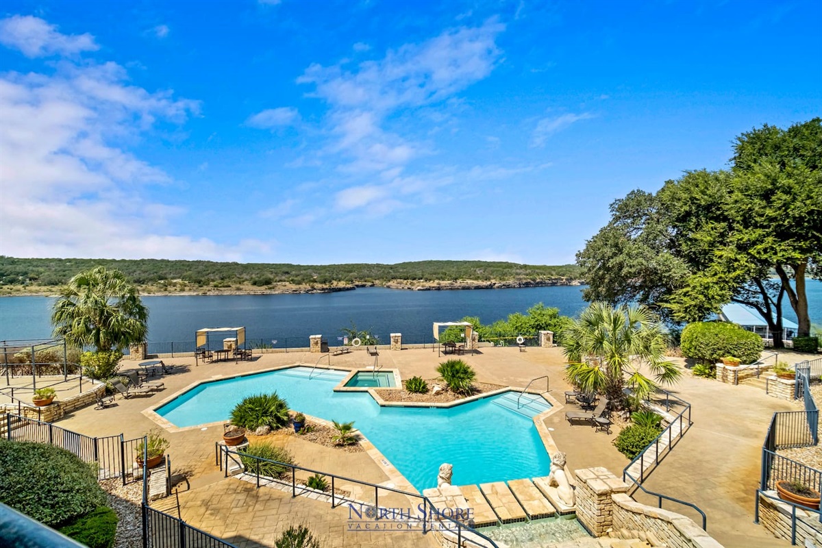 Panoramic Lake & Hill Country Views from Patio
