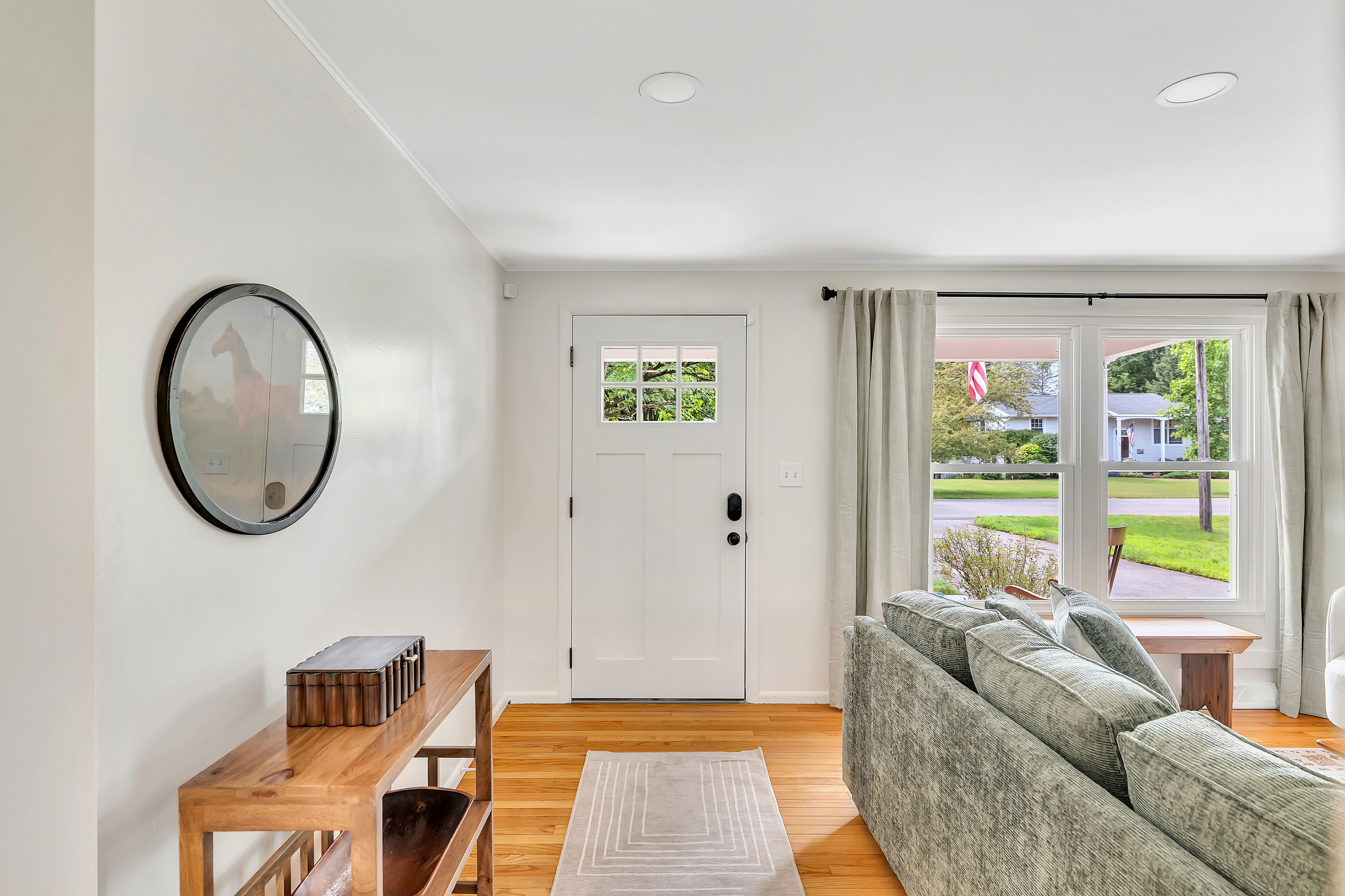 Living Room – Front Entry