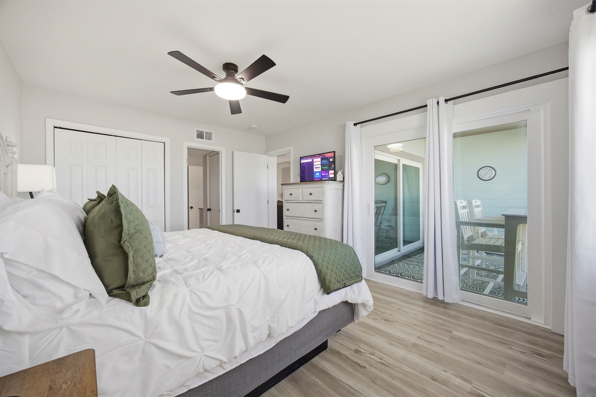 Sliding doors in bedroom as well!