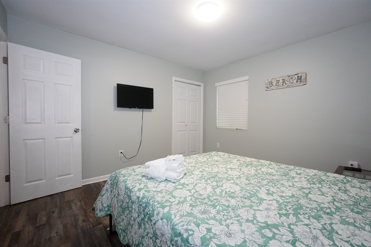Queen bed