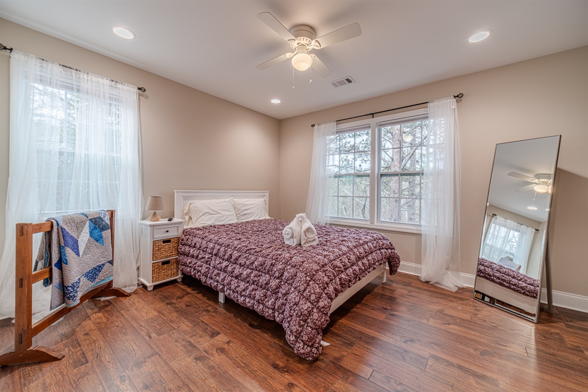 Beautiful Queen Bedroom Upstairs