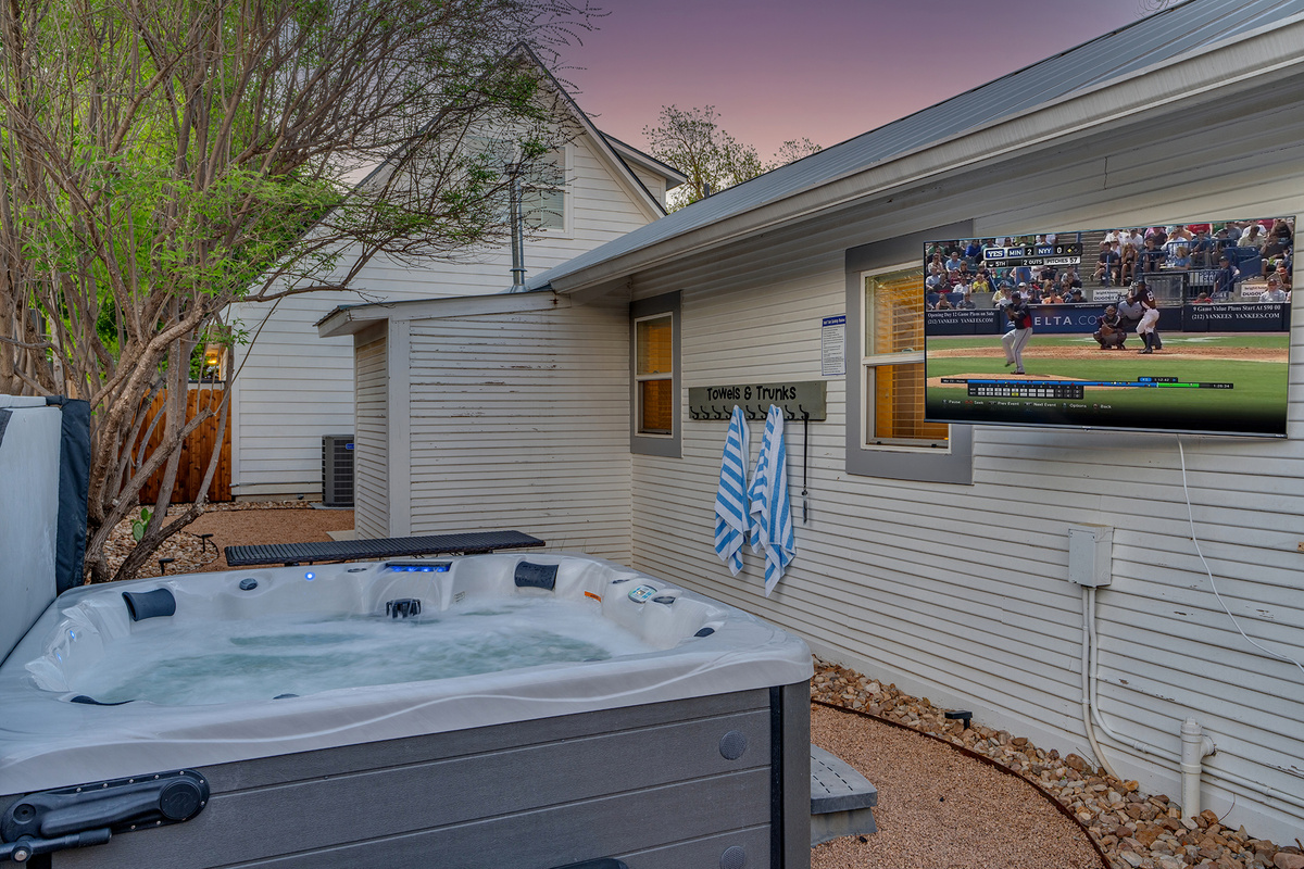 Soak in the hot tub, watch the big game, or simply unwind under the Texas sky.