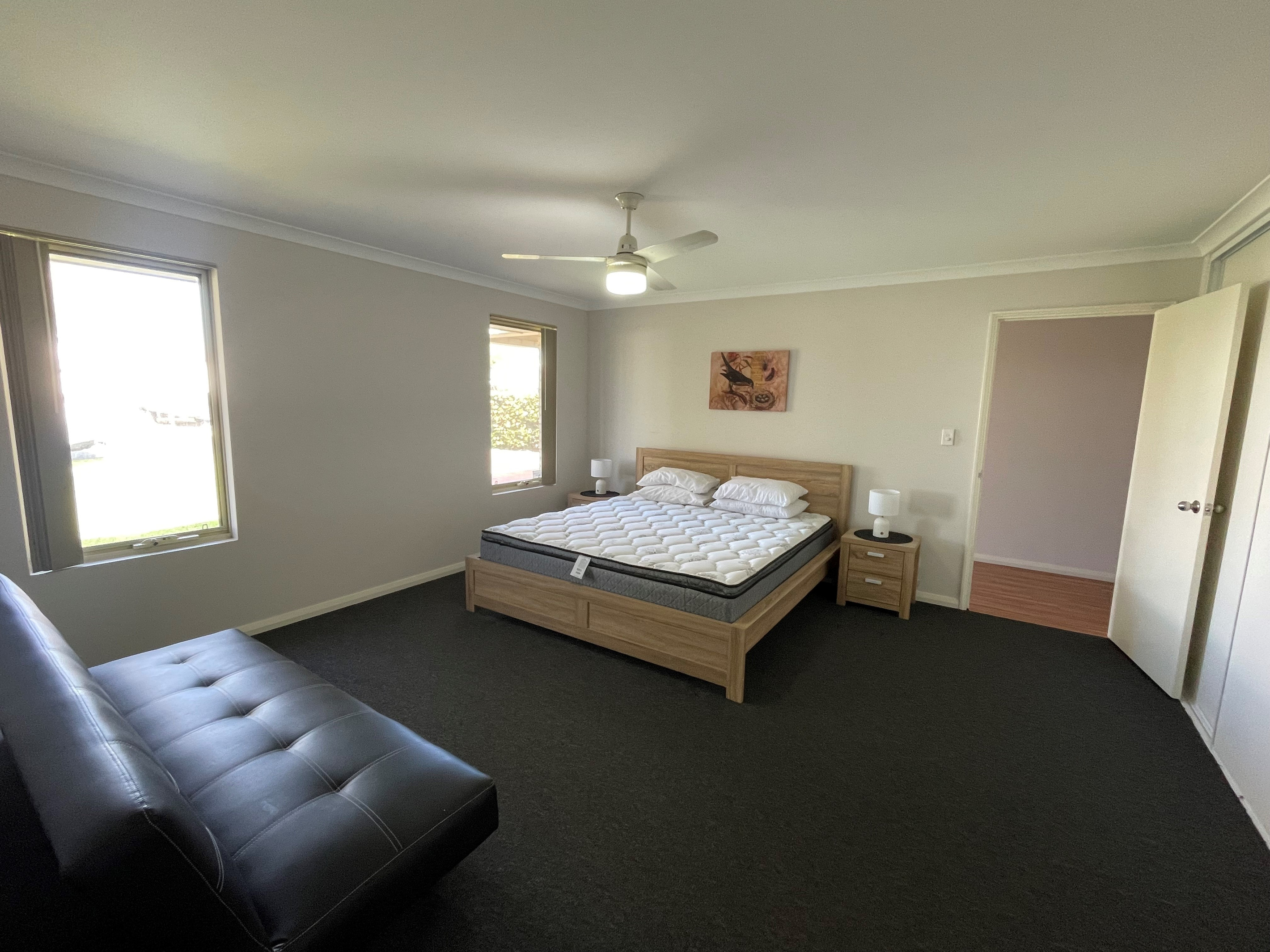Main Bedroom - King Size Bed