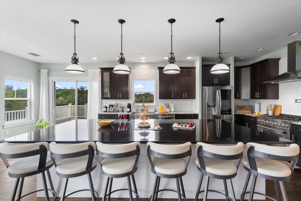 Riverfront Jax Oasis 8