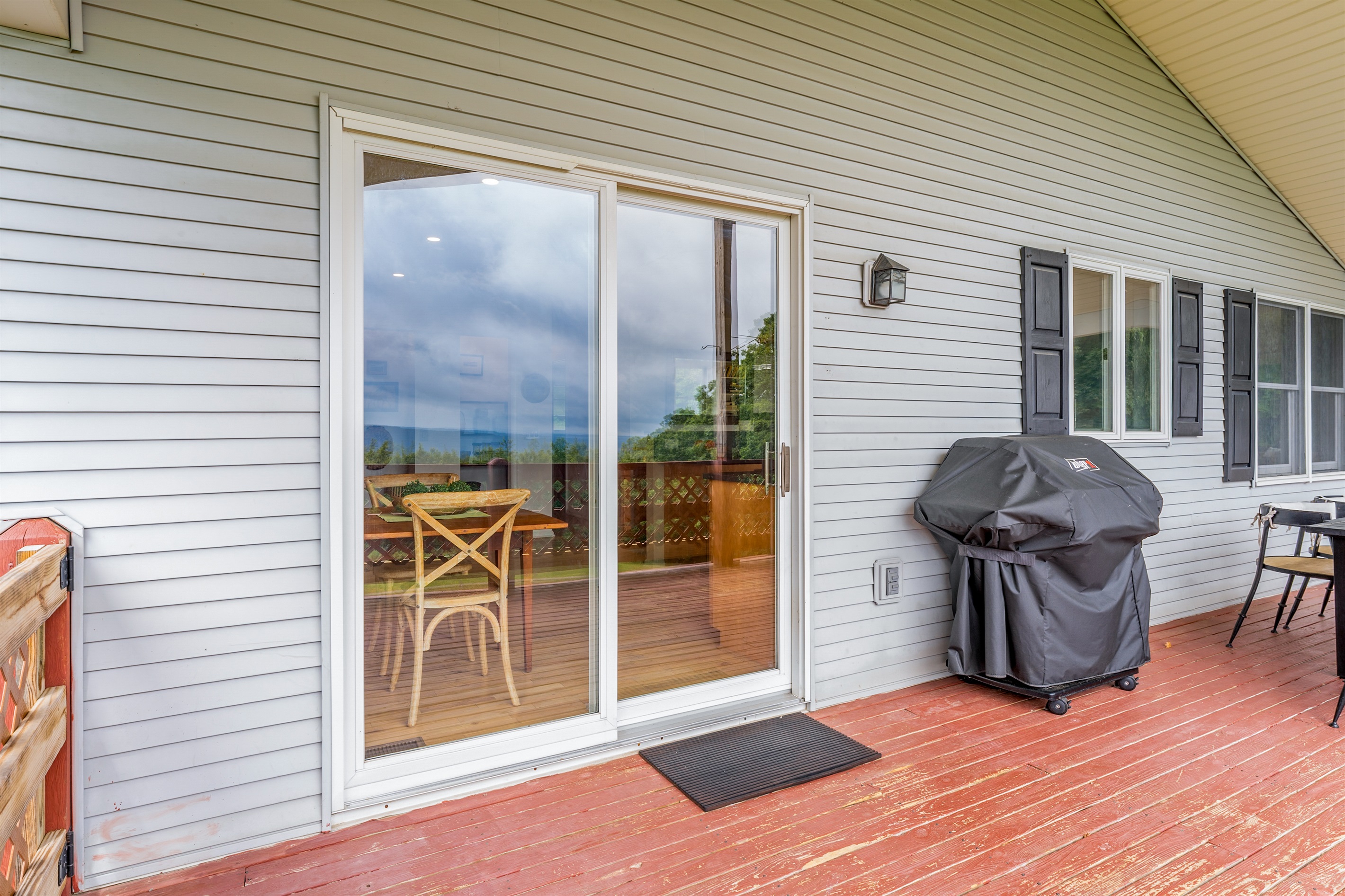 Take in treetop views from the covered deck, perfect for outdoor dining or sipping wine after a day of exploring.