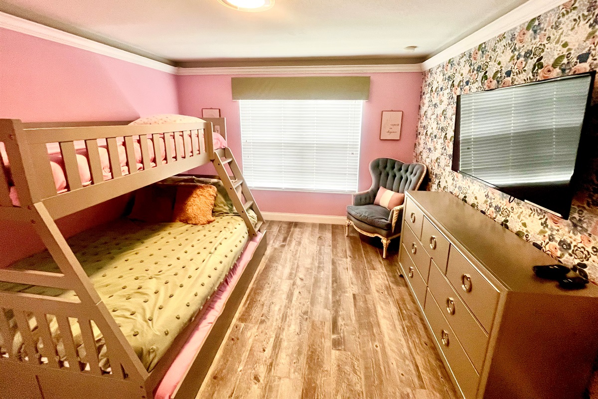 Royal Princess Bedroom with Bunk Trundle
