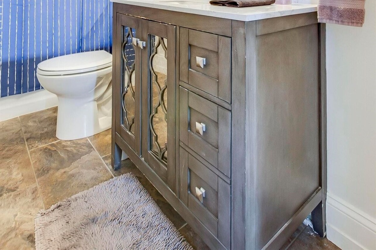 First Floor Full Bathroom with Bathtub Shower