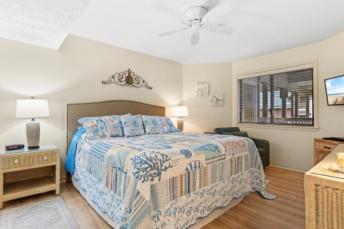 King in Main Bedroom